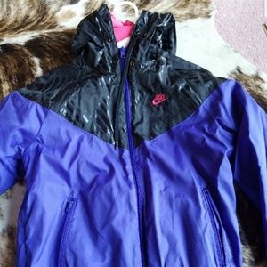 Nike windbreaker size Small